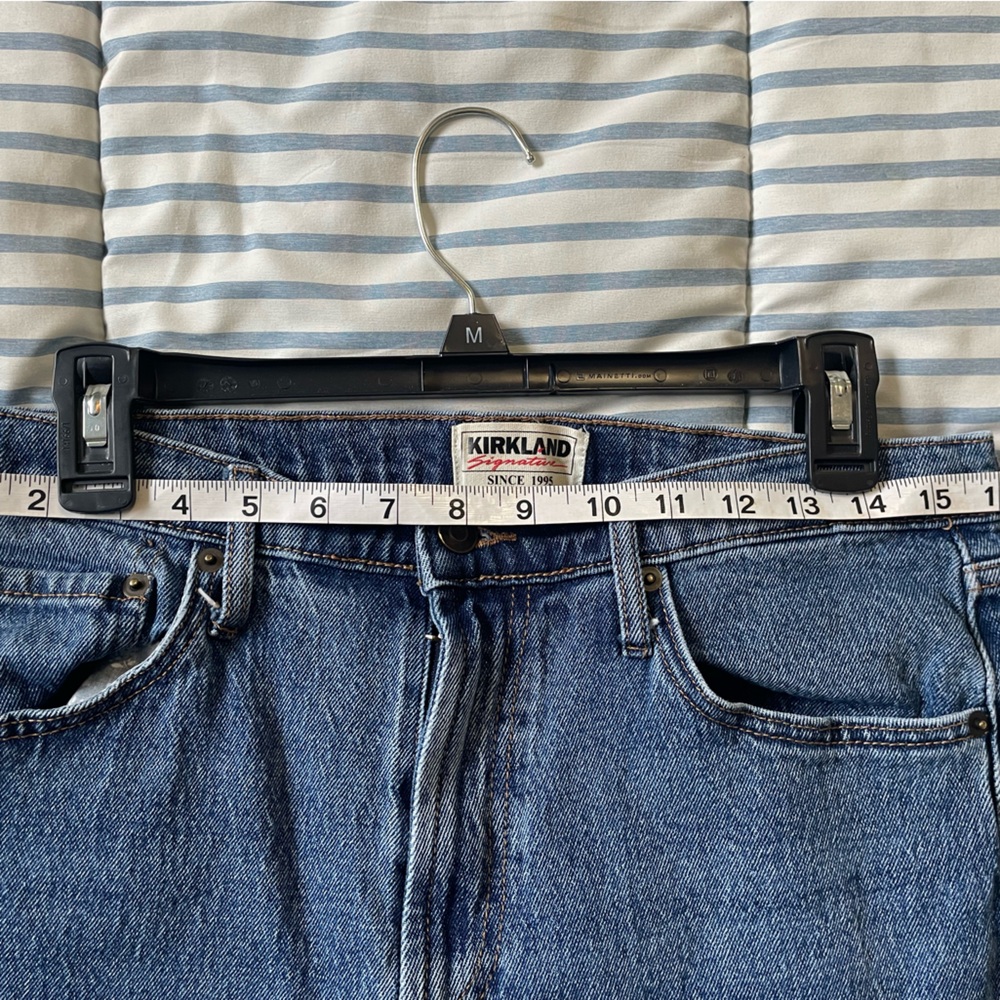 Kirkland Signature Jeans Size 10 - Picture 8 of 9